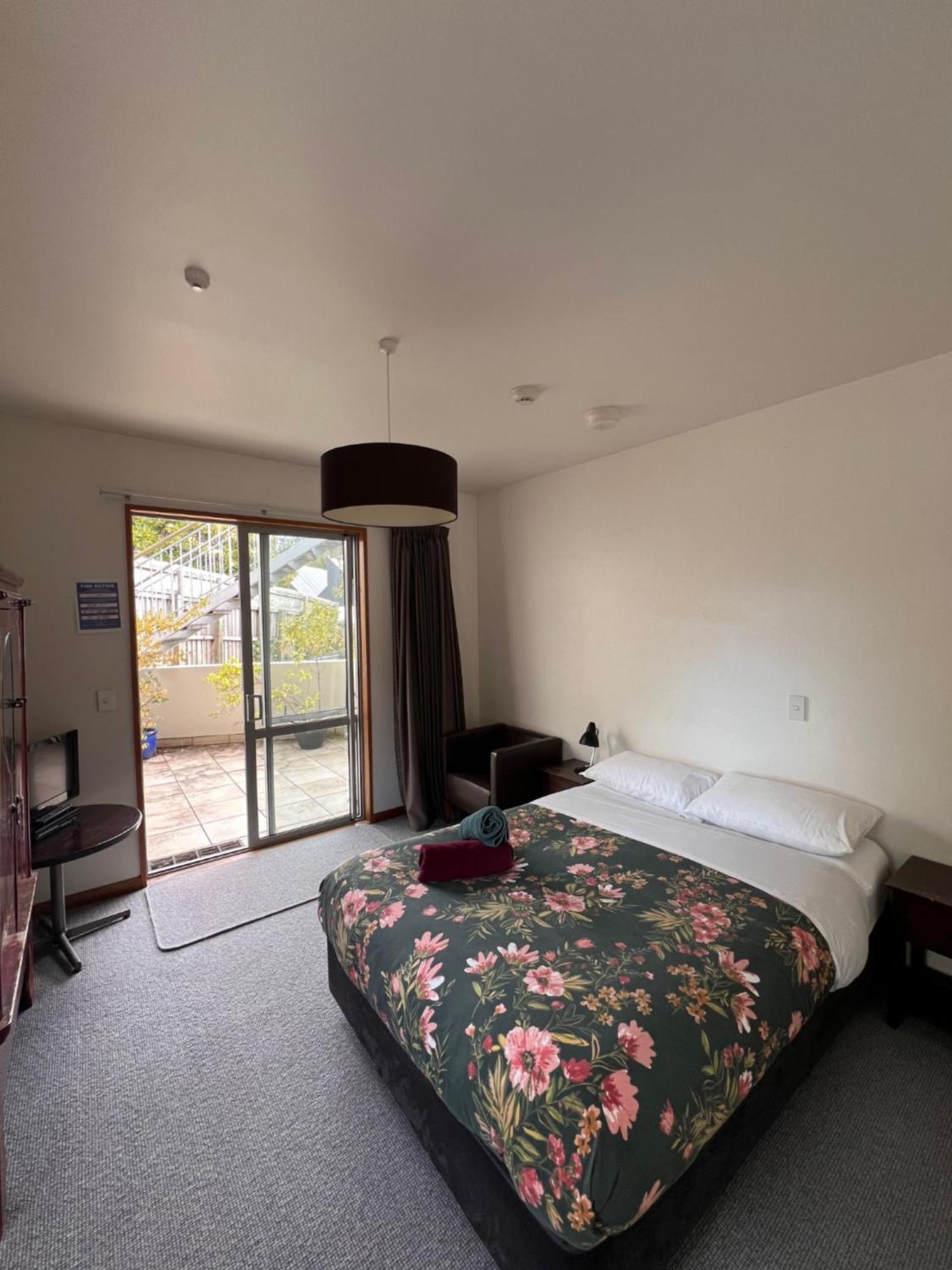 On Top Backpackers Dunedin Ngoại thất bức ảnh